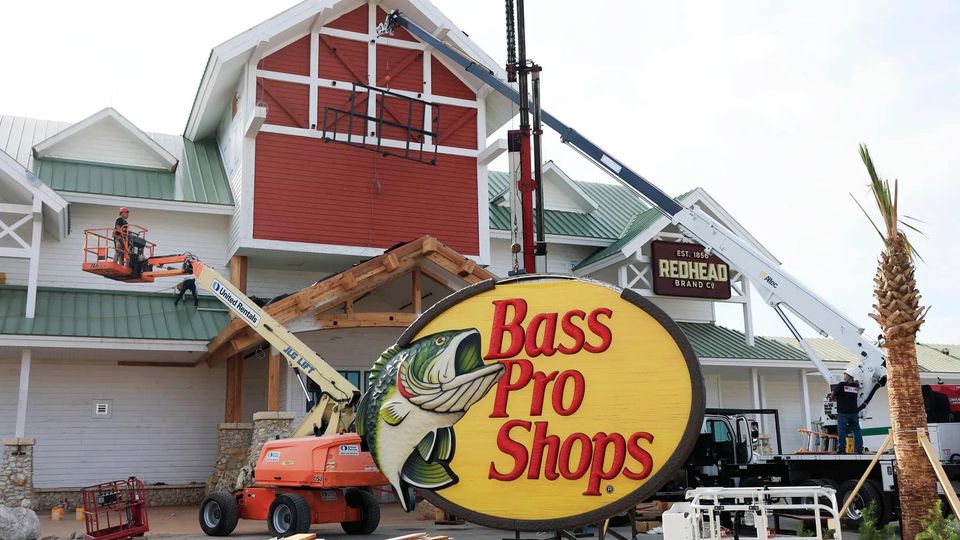 Bass Pro Shops signage